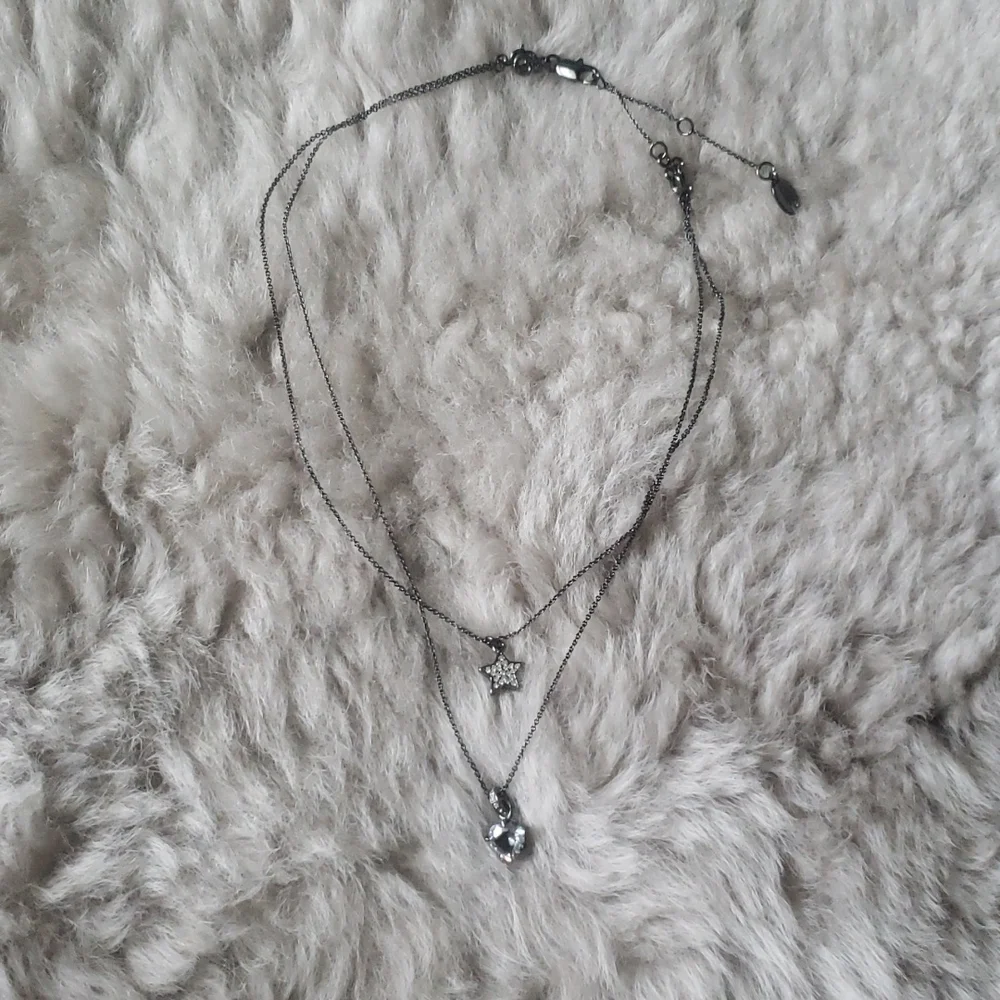 Juicy Couture Double Layer Hematite Star and Heart Crystal Pave Necklace - Picture 4 of 11